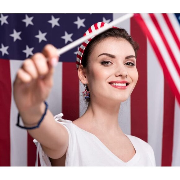 Women's White Blue Stripe American Flag USA Patriotic Dangle Earrings - Picture 2 of 6